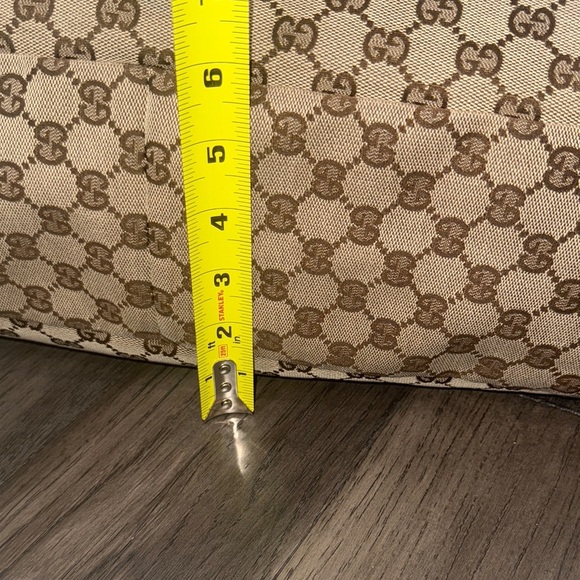 Gucci Tan ivory GG canvas Monogram horsebit large hobo bag with gold hardware - Picture 9 of 16